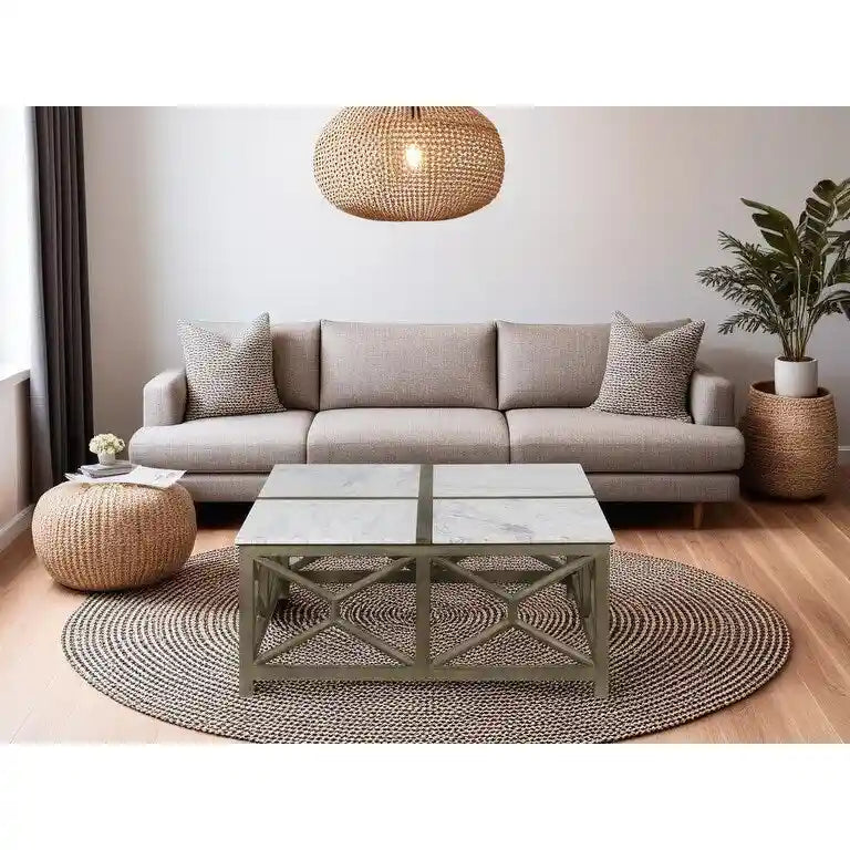 Table basse, plateau carré de 102 cm en marbre blanc, piétement géométrique en bois de manguier gris cendre sablé