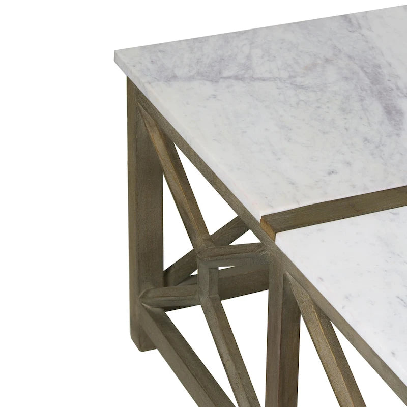 Table basse, plateau carré de 102 cm en marbre blanc, piétement géométrique en bois de manguier gris cendre sablé