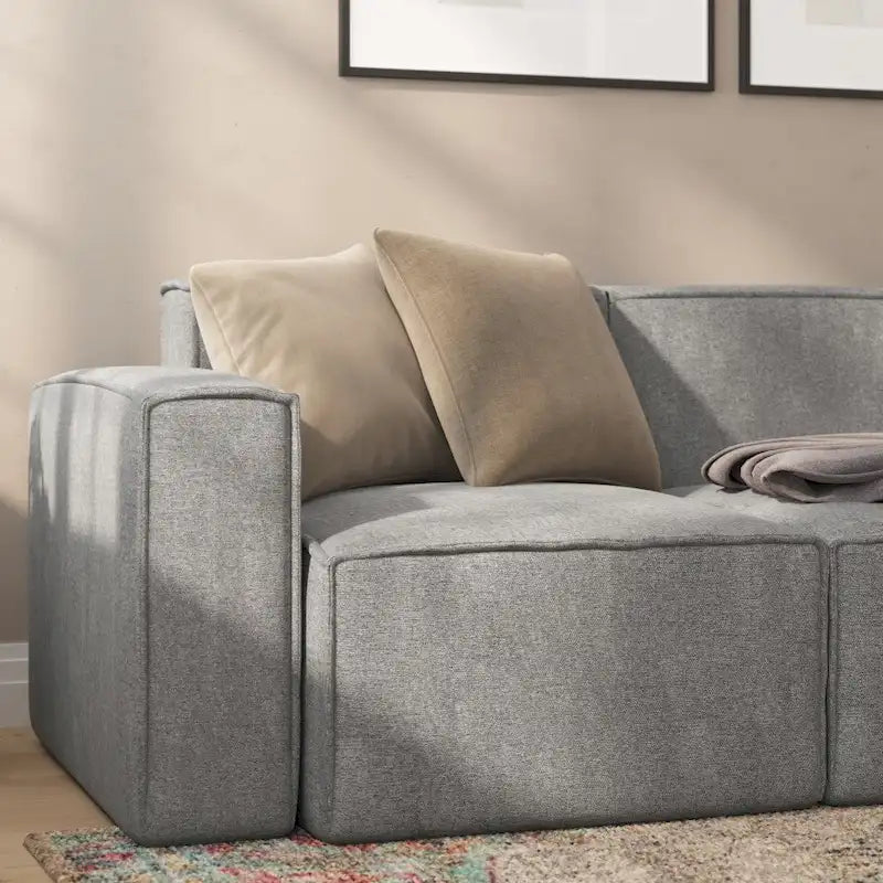 Fauteuil contemporain rembourré avec accoudoirs