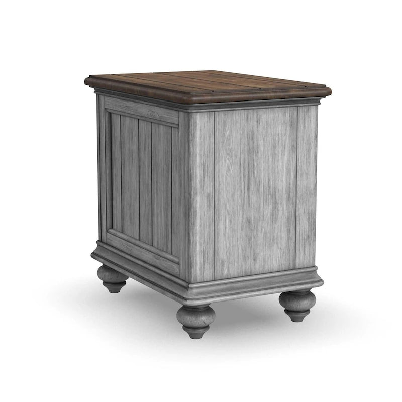 Table d'appoint en bois brun avec un tiroir