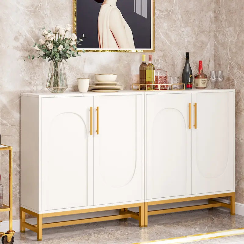 Buffet de salle à manger avec portes et rangement