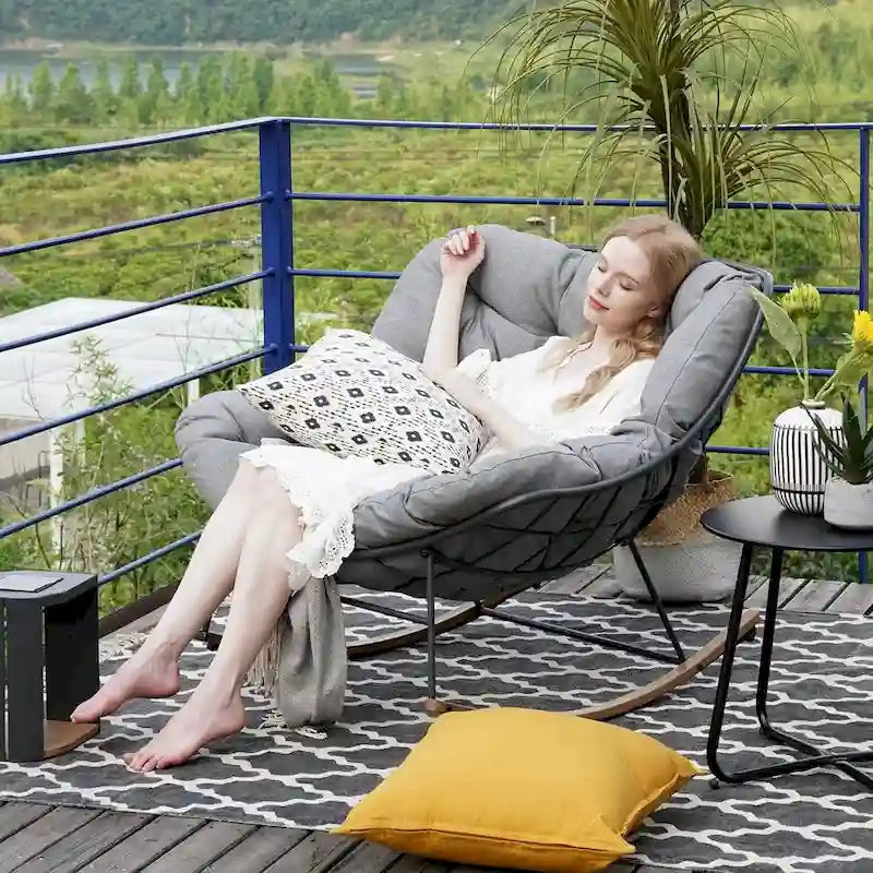 Grand fauteuil à bascule de patio, chaise œuf autoportante intérieure-extérieure avec coussin pour jardin et arrière-cour